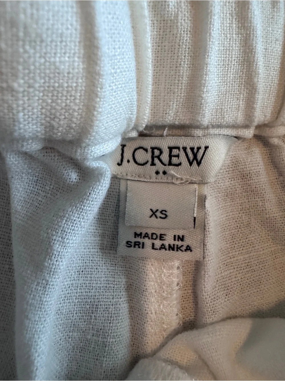 J Crew White Linen Pom Pom Shorts Sz XS in Great Condition, Adorable Booty Short
